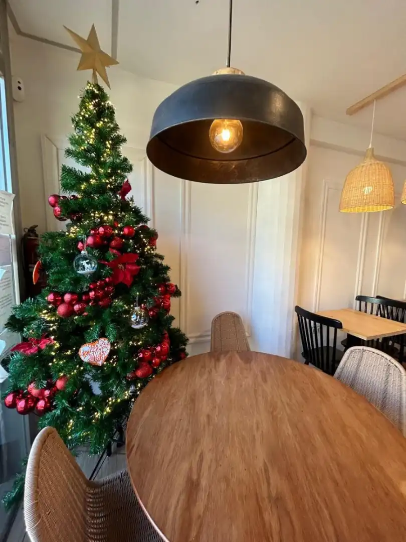 Business premises for transfer in Castell - Poble Vell, imagen 7