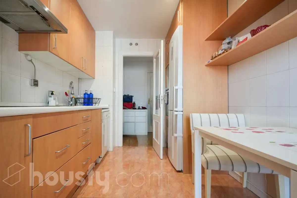 Kitchen of Flat for rent in Madrid  with Air Conditioner, Heating and Furnished