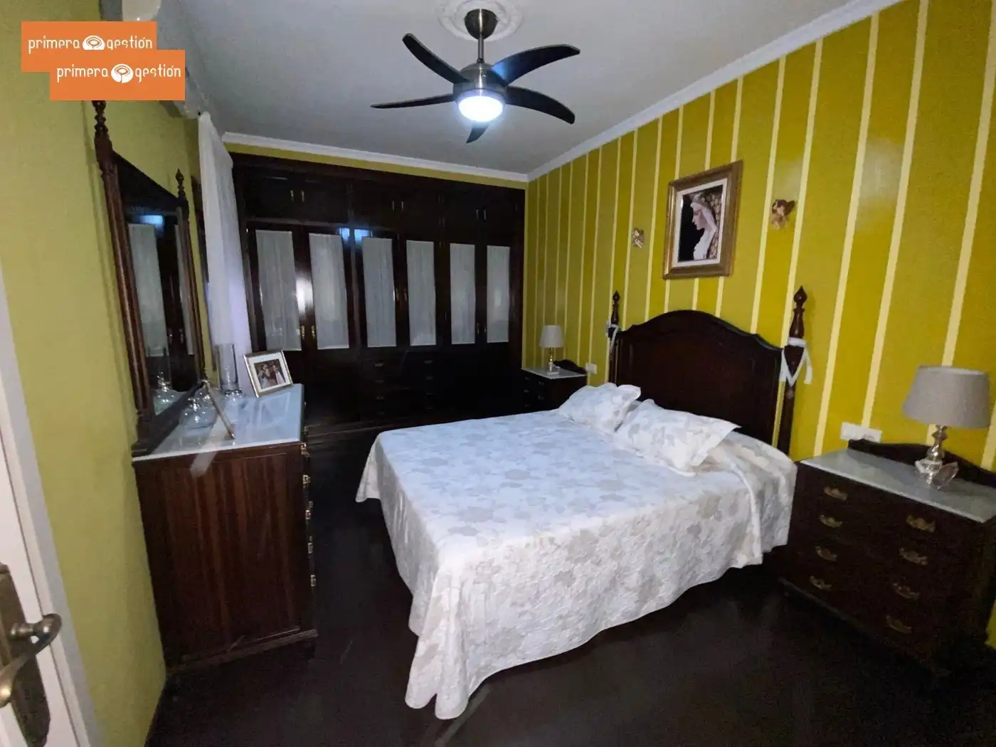 Habitación de Casa o chalet en venta en Lora del Río con Aire acondicionado, Calefacción y Terraza