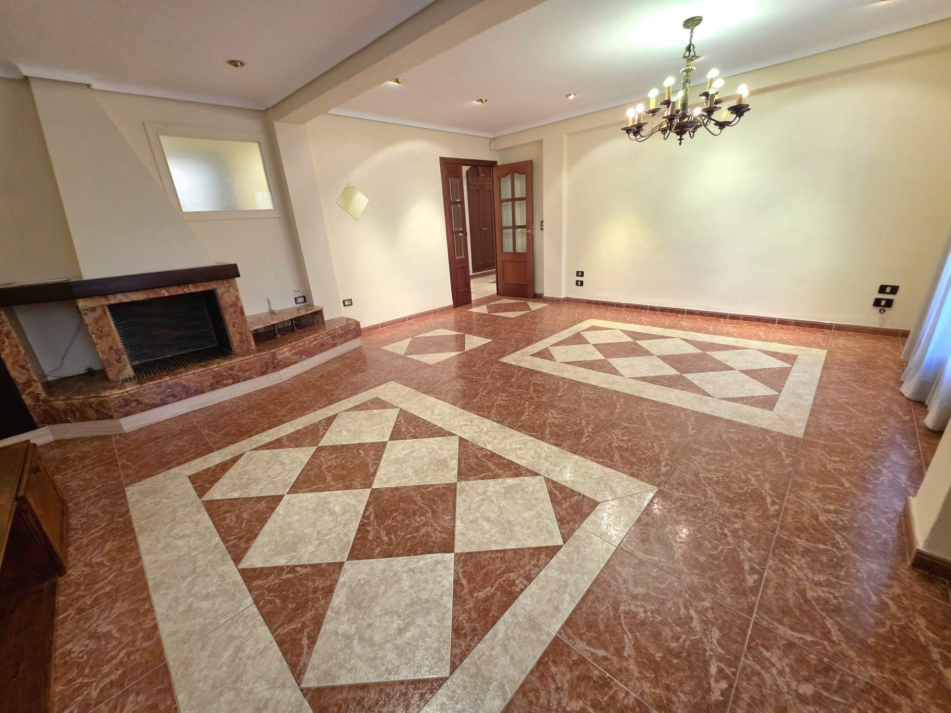 Flat for sale in Plaza Illes Columbretes