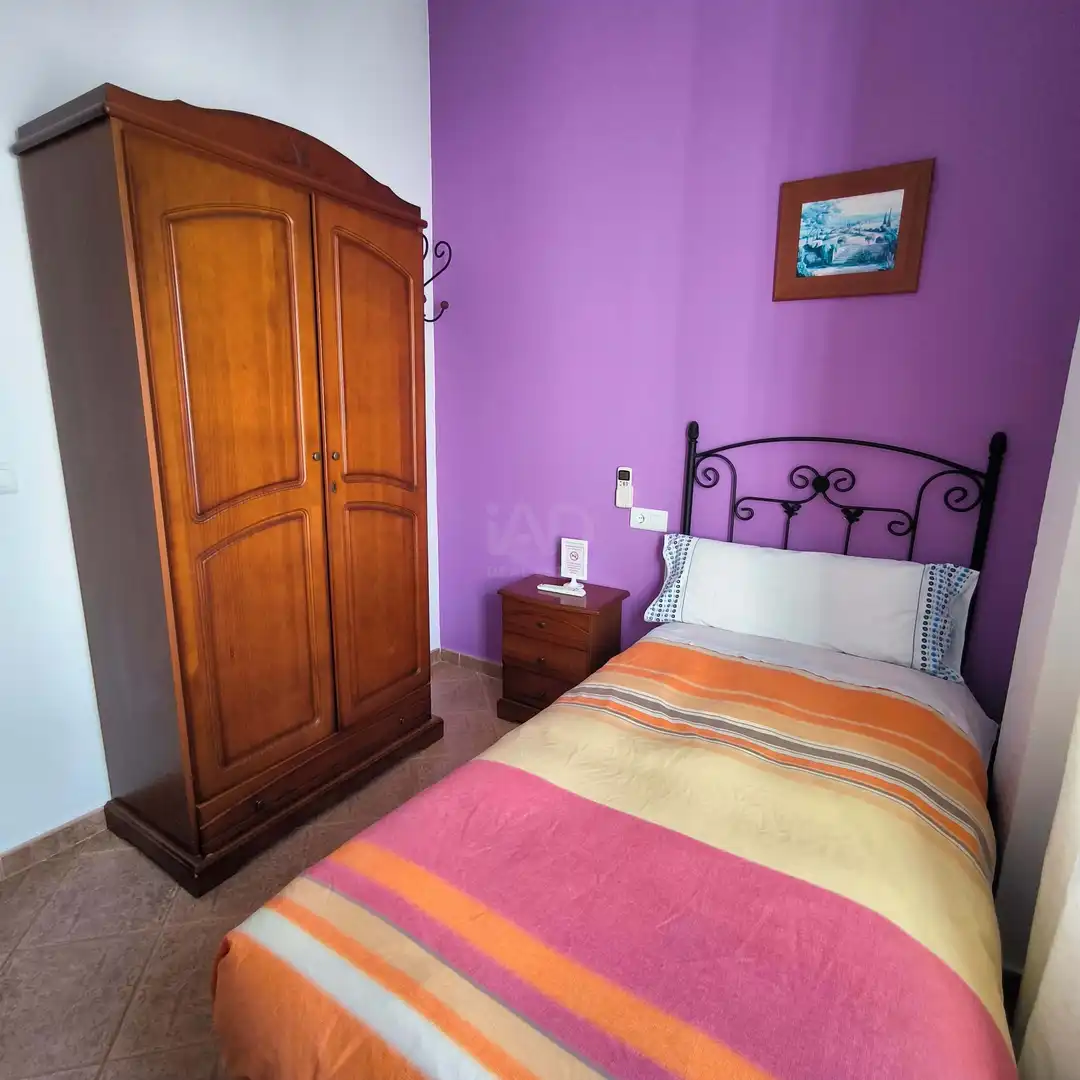 Habitación de Local en venta en Villablanca