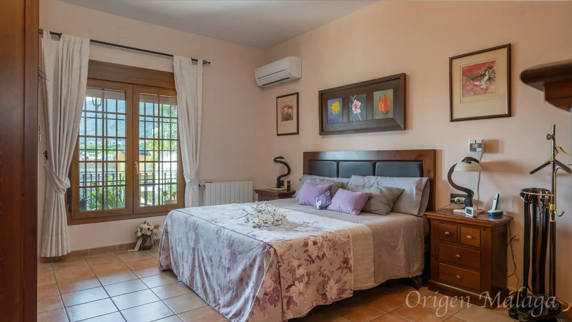 Habitación de Casa o chalet en venta en Alhaurín de la Torre con Aire acondicionado, Calefacción y Jardín privado
