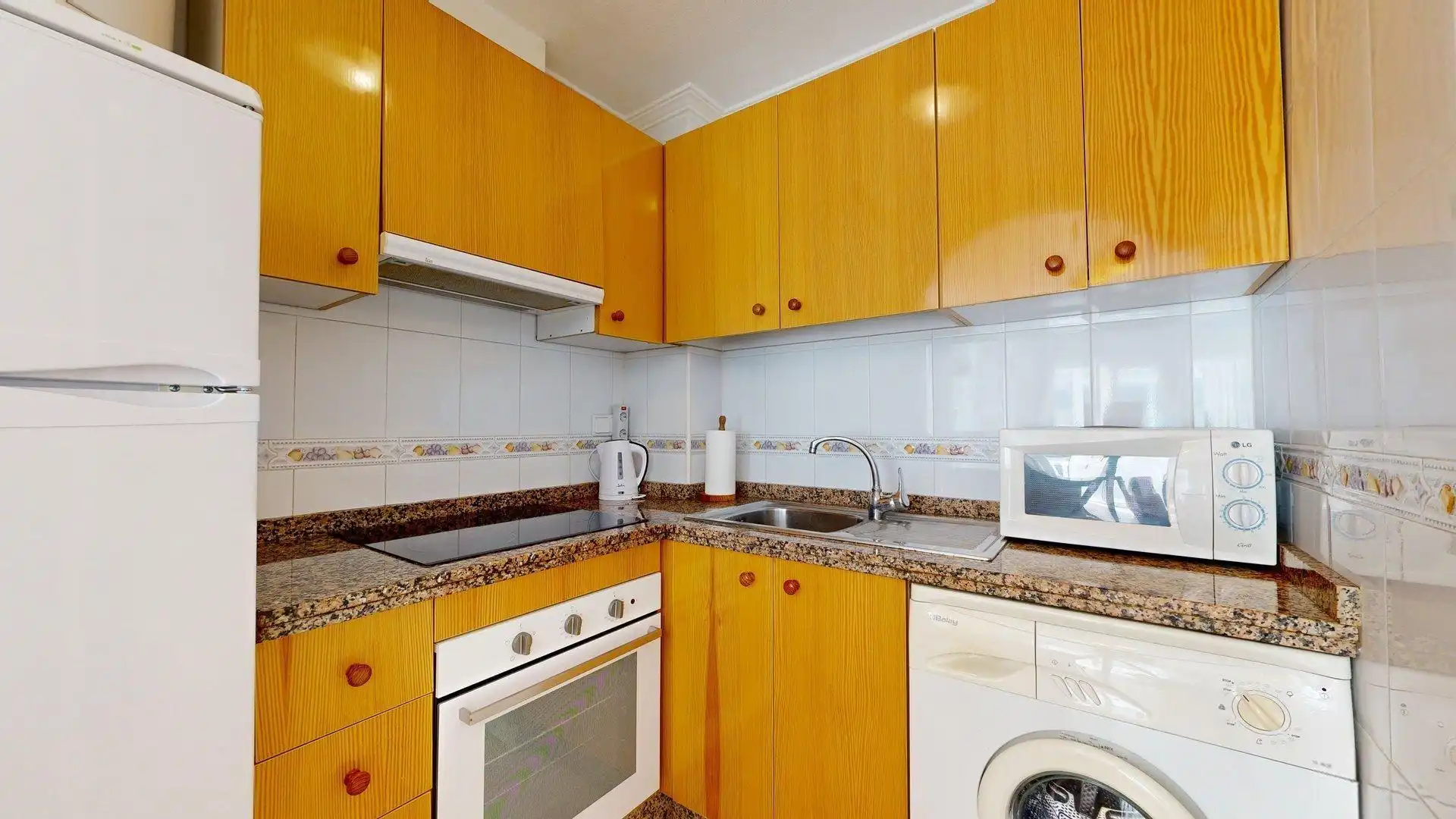 Appartement compact avec piscine à louer à Calle Islas Baleares 42, imagen 22
