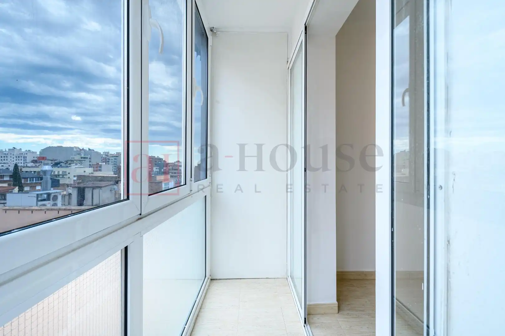 Terraza de Piso en venta en Barcelona con Trastero y Balcón