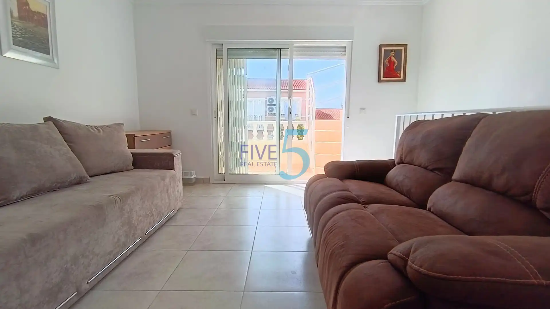 Sala d'estar de Casa adosada en venda en Torrevieja amb Aire condicionat, Calefacció i Terrassa