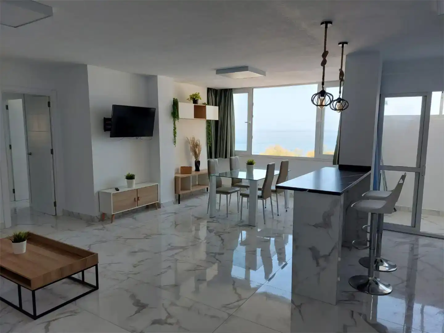 Comedor de Piso de alquiler en San Luis de Sabinillas