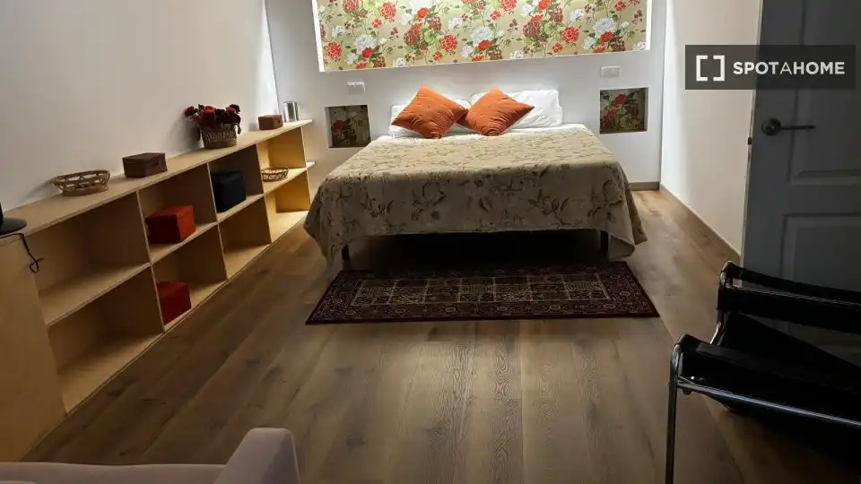 Bedroom of Flat for rent in Valencia  with Air Conditioner, Heating and Furnished