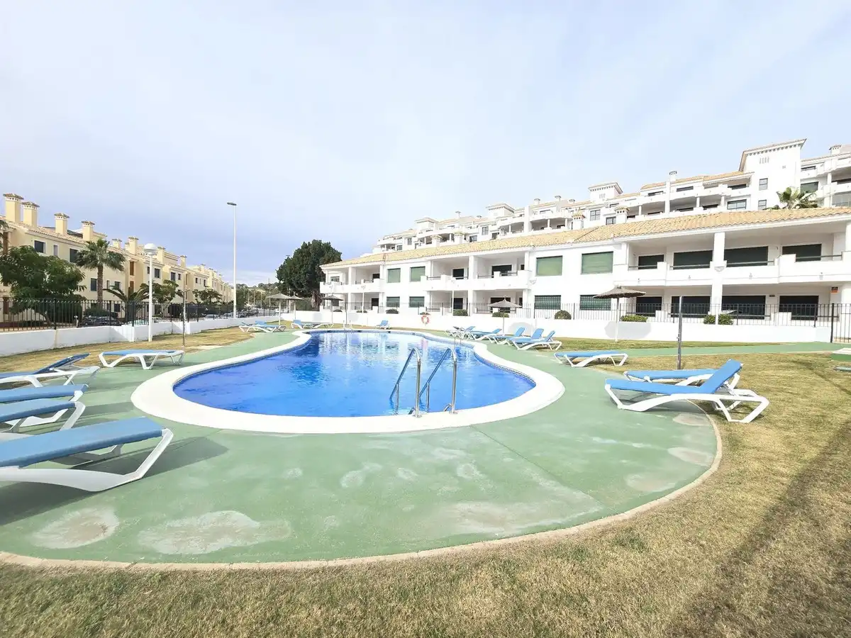 Apartamento en venta en Lomas de Campoamor - Las Ramblas