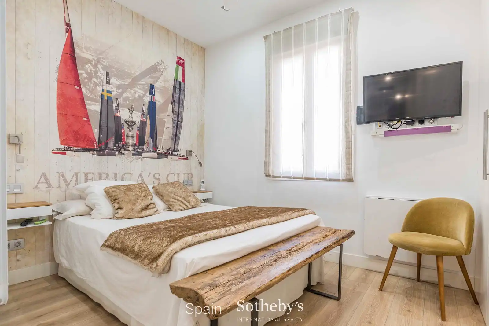 Dormitori de Apartament en venda en Madrid amb Aire condicionat, Calefacció i Terrassa