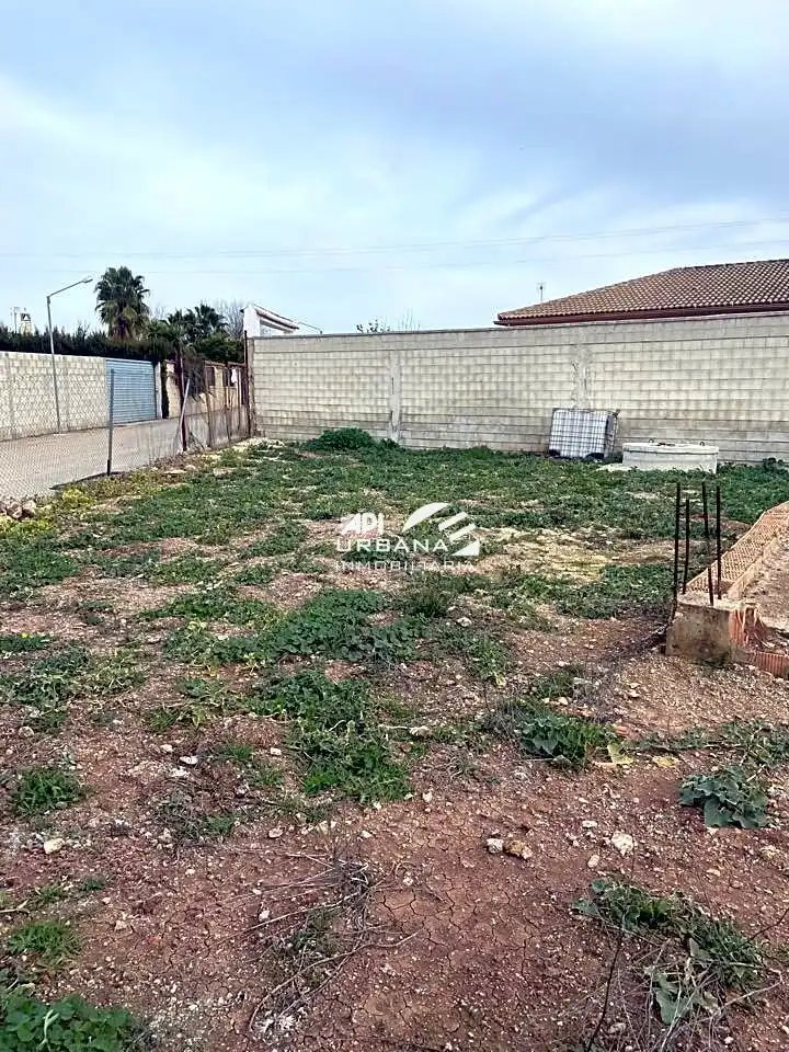 Residencial en venta en Cabra