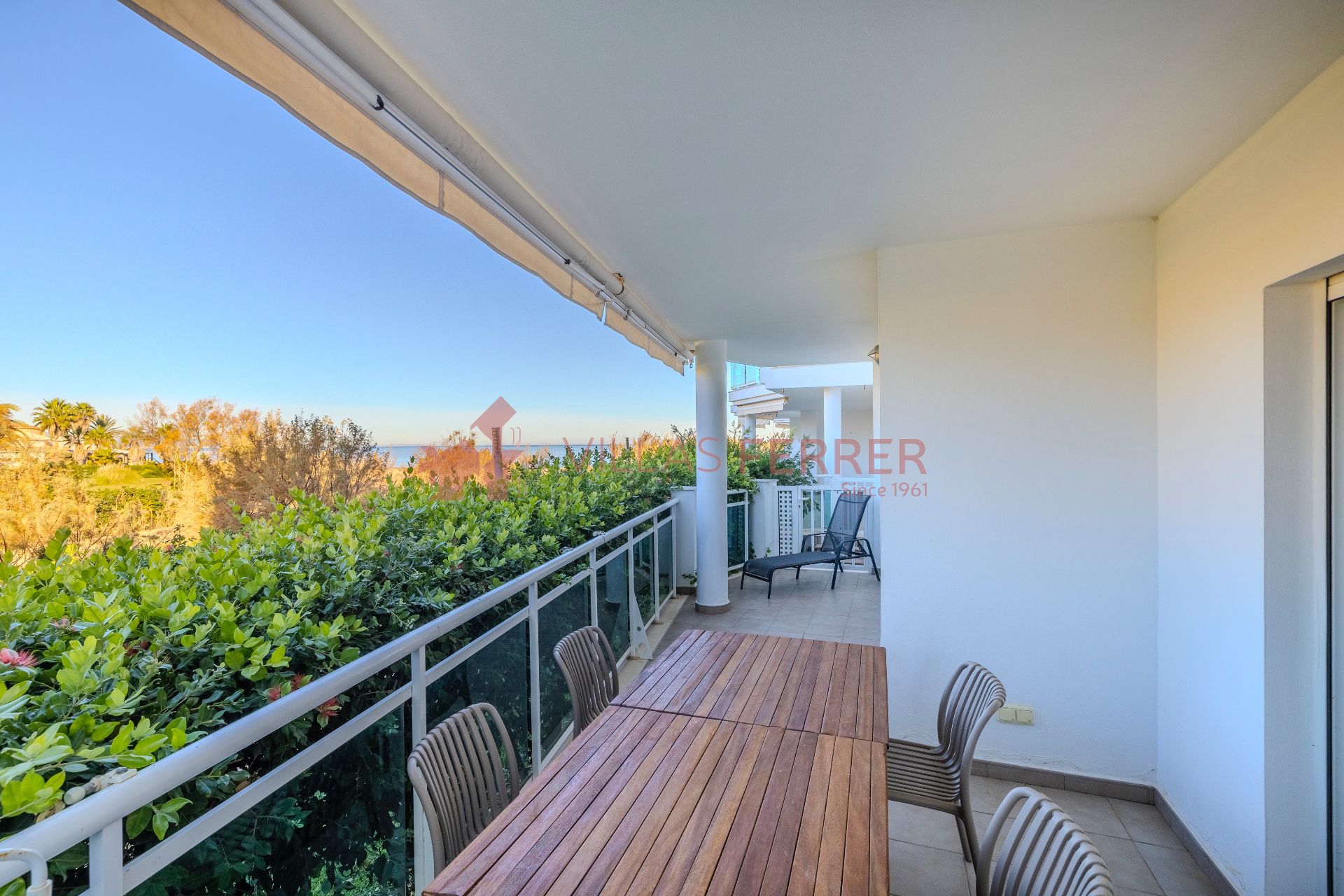 Terrassa de Pis en venda en Dénia amb Aire condicionat, Terrassa i Moblat