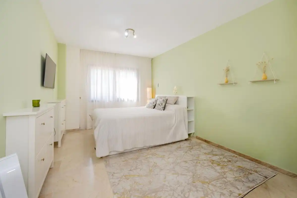 Habitación de Piso en venta en Marbella con Aire acondicionado, Calefacción y Jardín privado