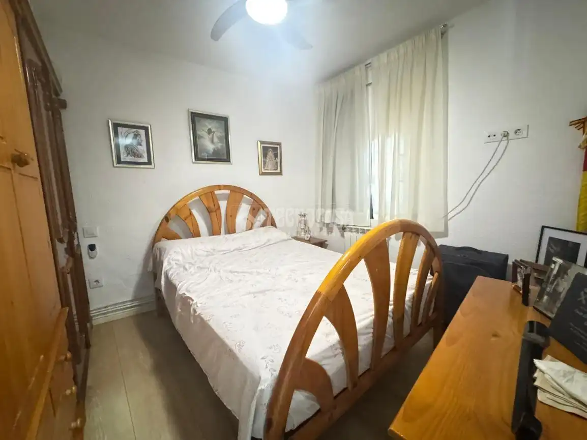 Dormitori de Casa adosada en venda en Aranjuez amb Aire condicionat i Calefacció