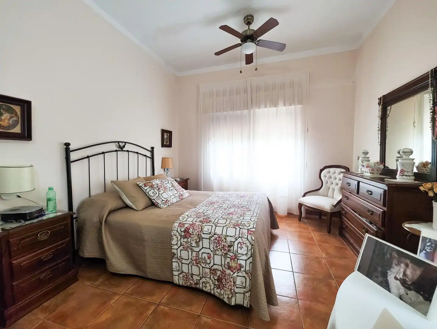 Dormitori de Casa o xalet en venda en Puertollano amb Aire condicionat, Calefacció i Jardí privat