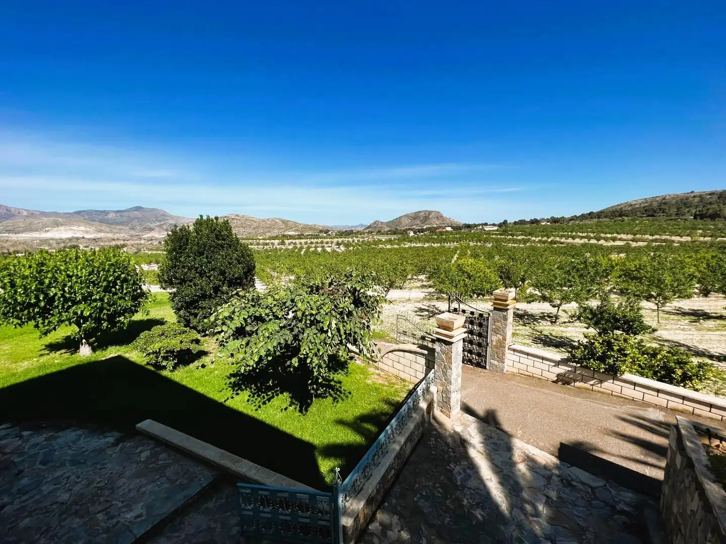 Garden of Country homes for sale in Monóvar  / Monòver  with Air Conditioner, Private garden and Terrace