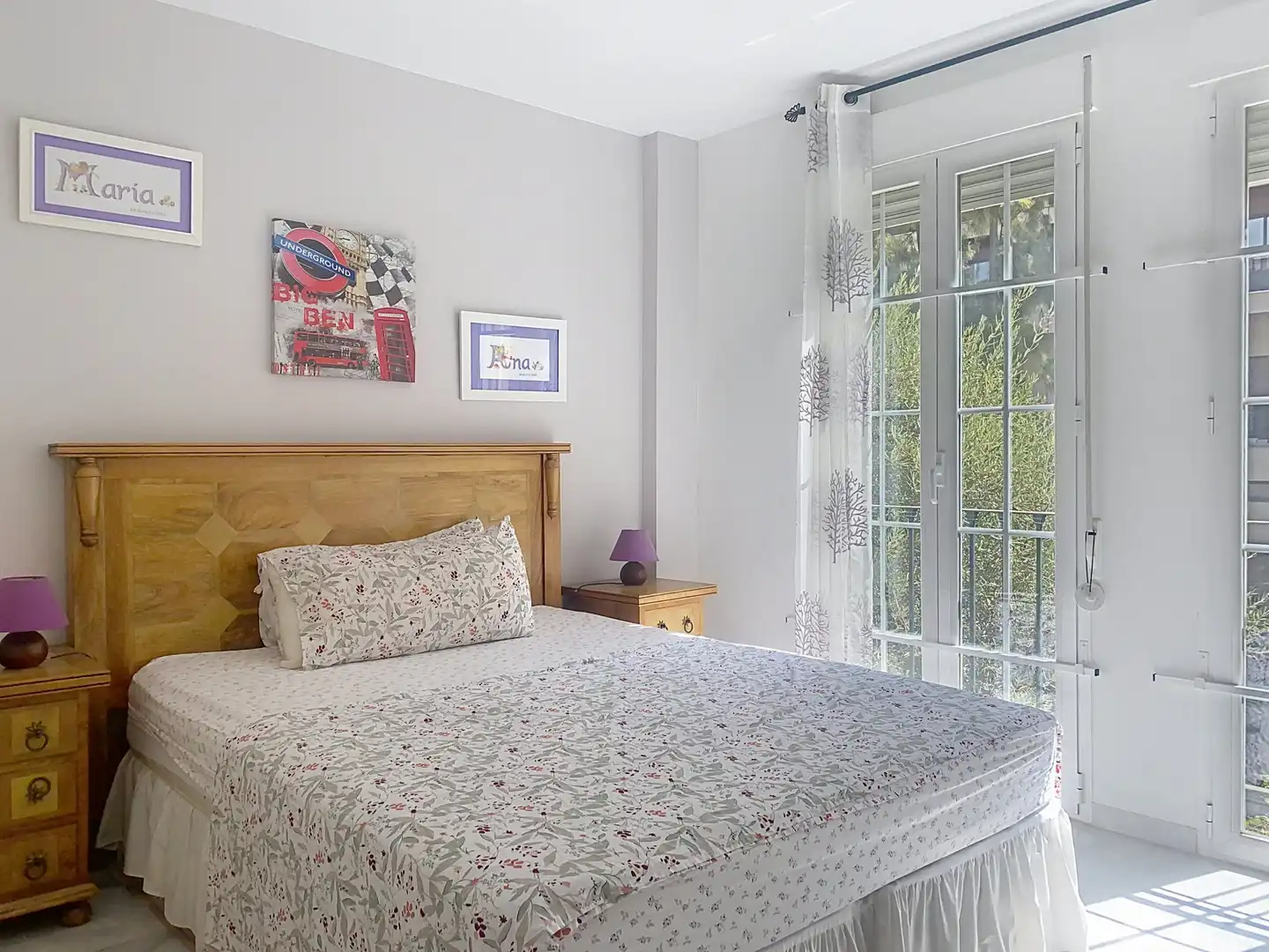 Dormitori de Casa adosada en venda en Marbella amb Jardí privat, Terrassa i Piscina