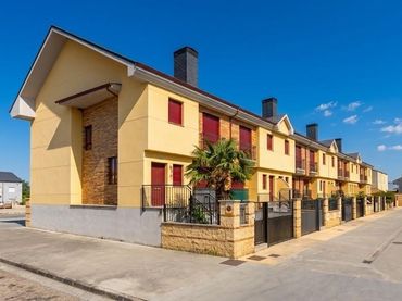 Casa a schiera in vendita a Flores de Sil - La Placa