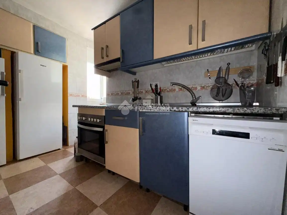 Cocina de Piso en venta en Sevilla con Aire acondicionado