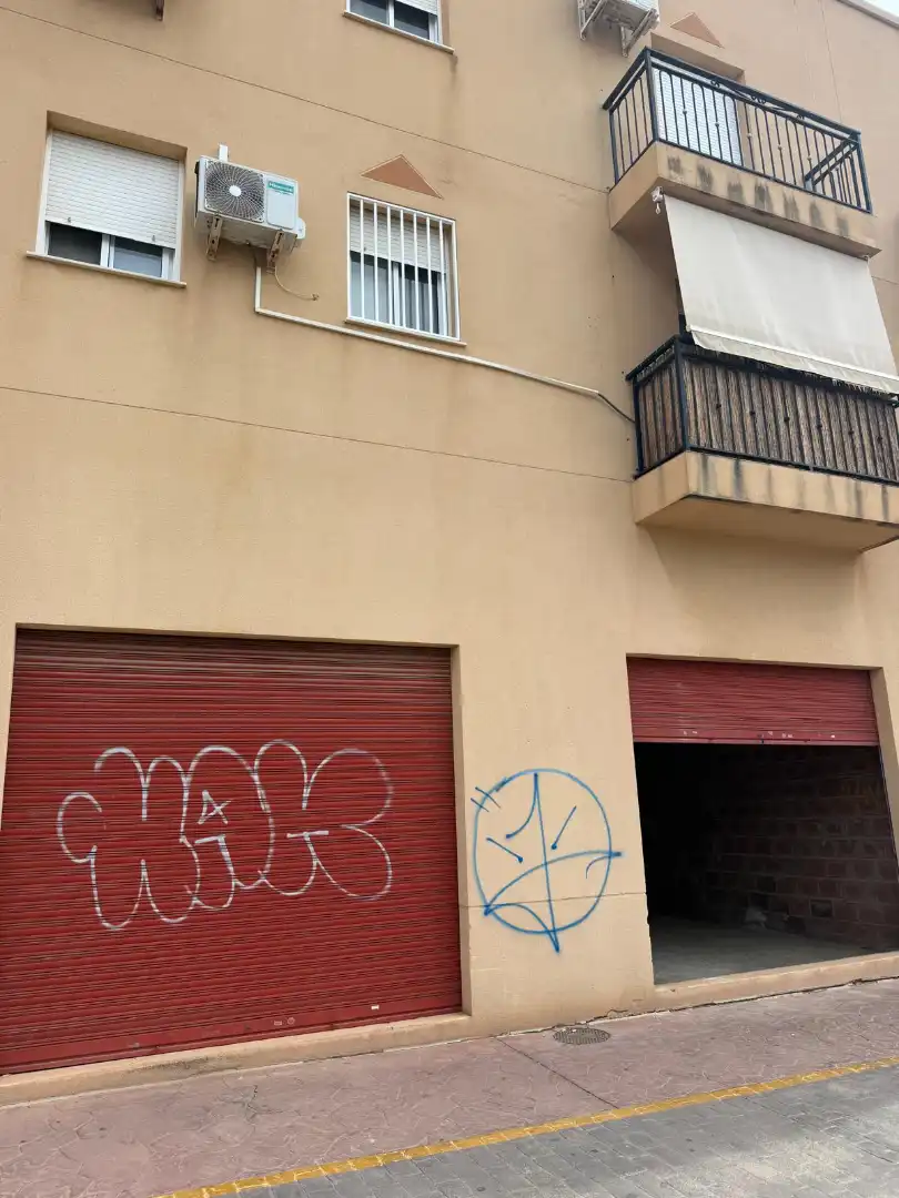 Vista exterior de Local en venta en Huércal de Almería, Almería