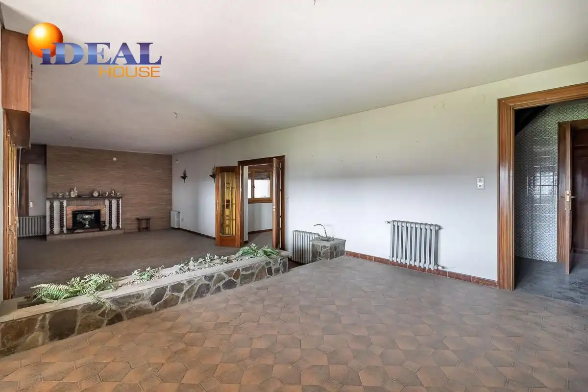 Casa rústica amb piscina en venda a Santa Fe, imagen 6