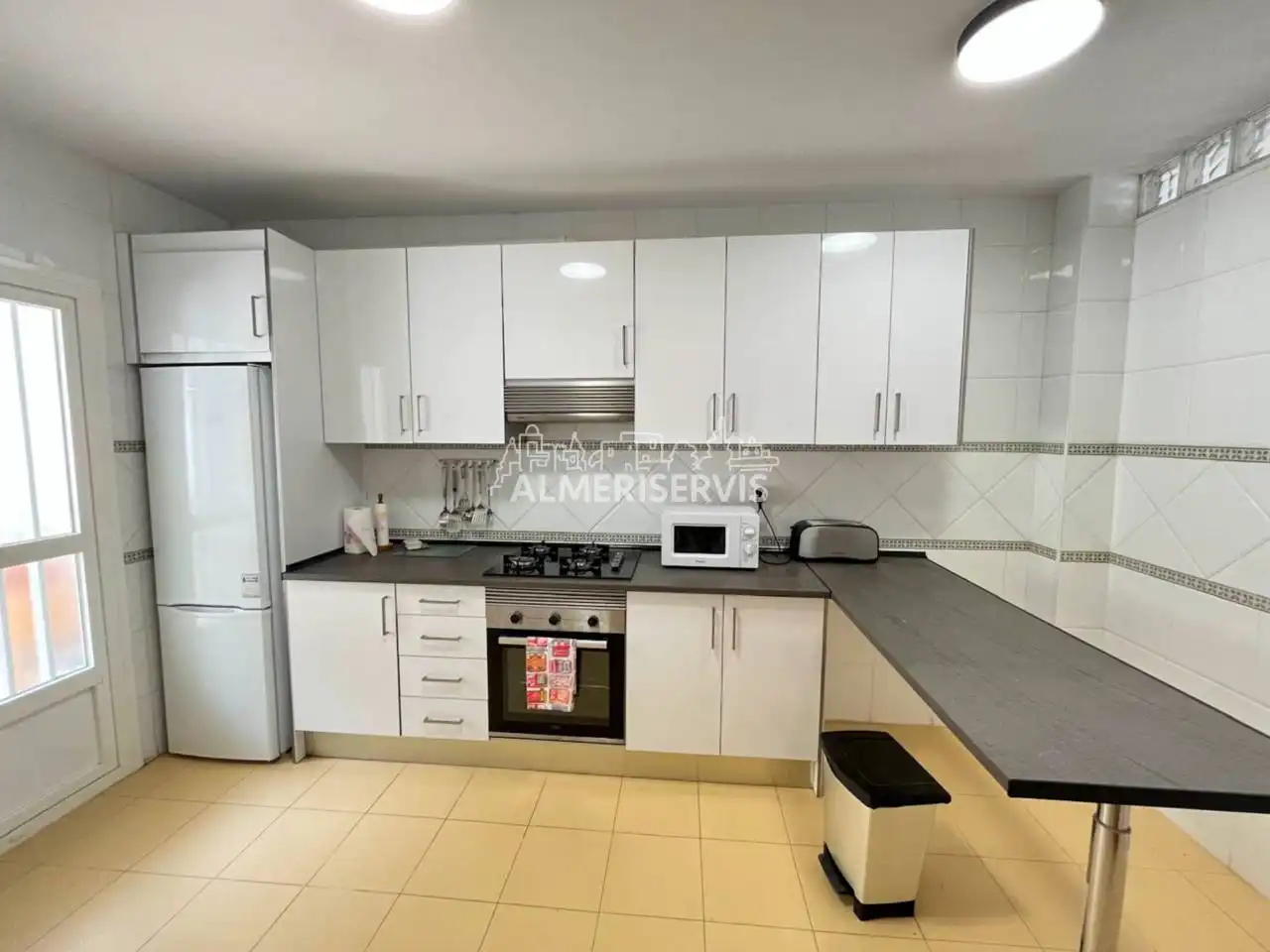 Cocina de Casa adosada en venta en El Ejido con Aire acondicionado, Terraza y Amueblado