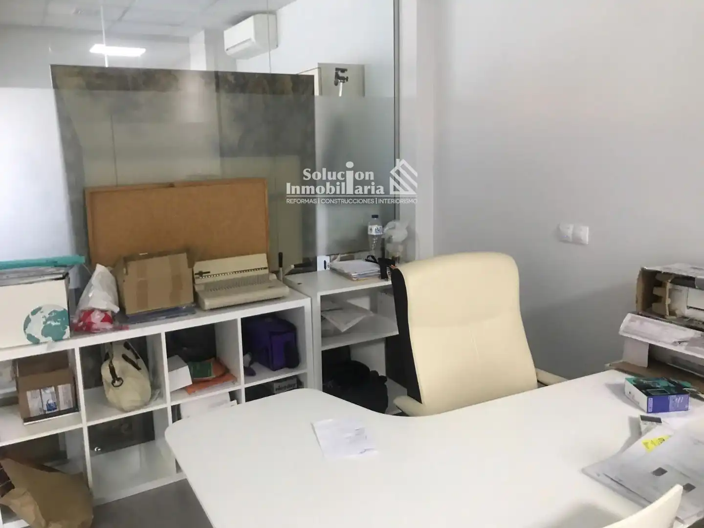 Büro zur Miete in Salamanca mit Klimaanlage, Heizung und Möbliert