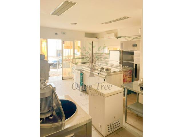 Local comercial en Alquiler en Calle De Buscastell en S'Eixample - Can Misses