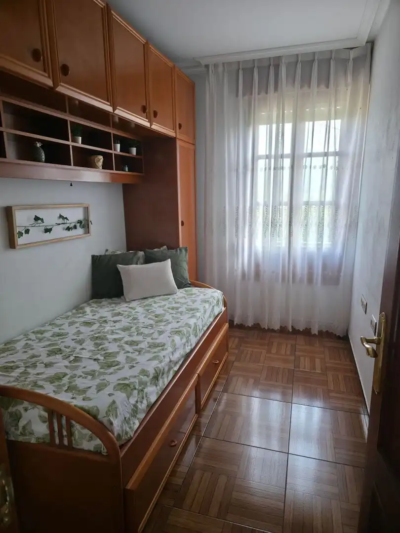 Habitación de Casa o chalet en venta en Nava con Piscina
