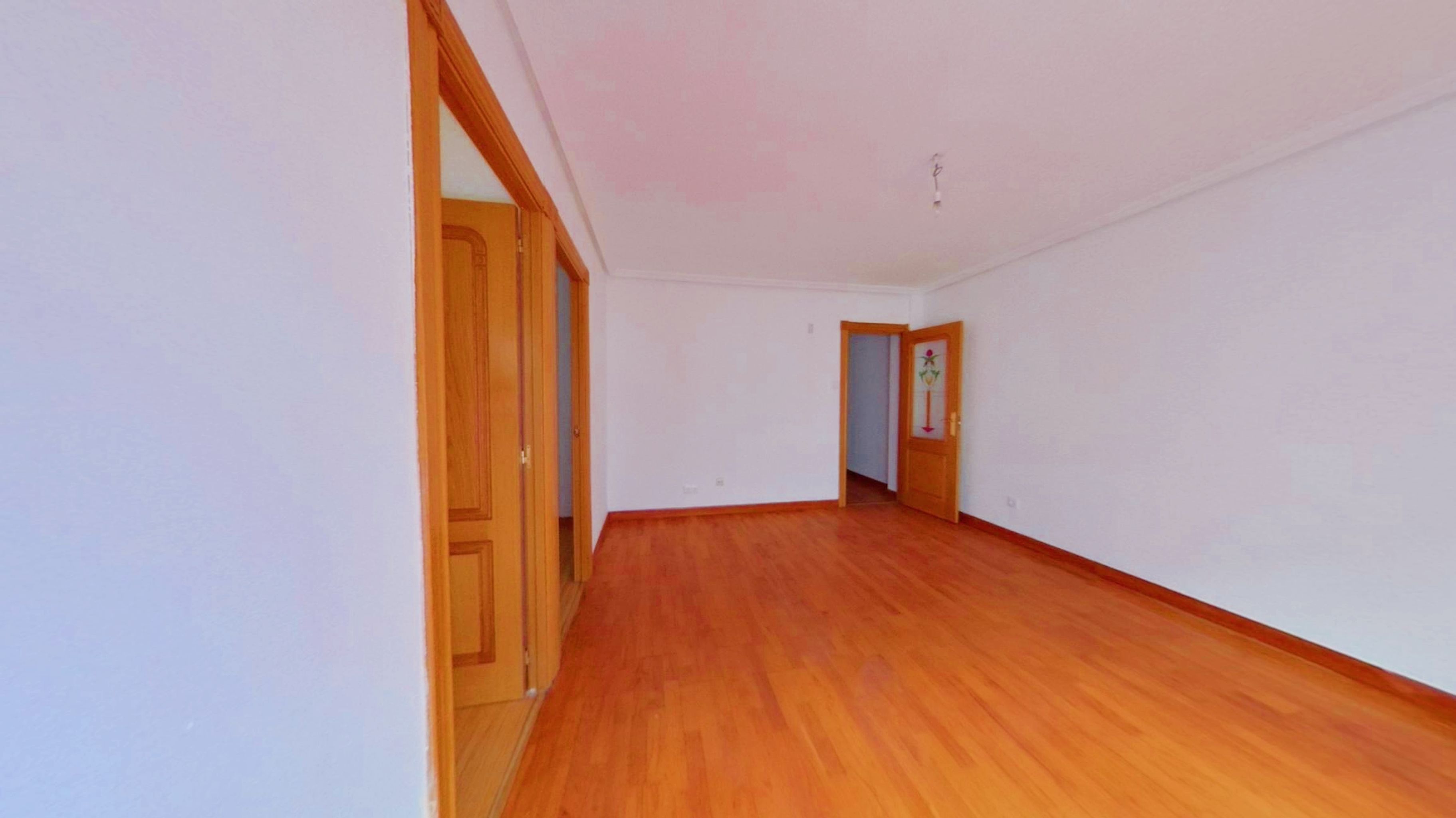 Bedroom of Flat for sale in  Zaragoza Capital  with Private garden, Terrace and Oven