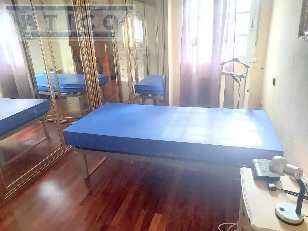Bedroom of Flat for sale in Sevilla  with Air Conditioner and Terrace