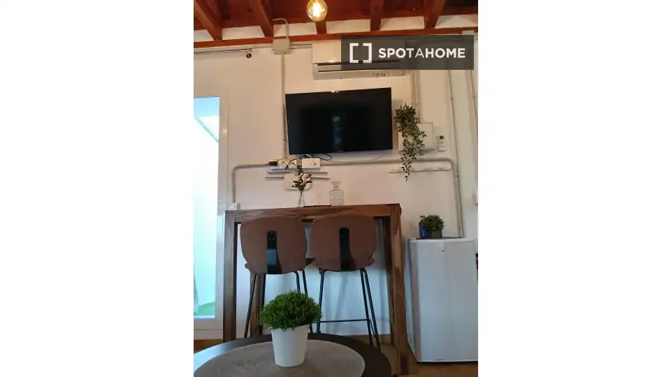 Außenansicht von Wohnung zur untervermieten in Córdoba mit Klimaanlage, Terrasse und Möbliert