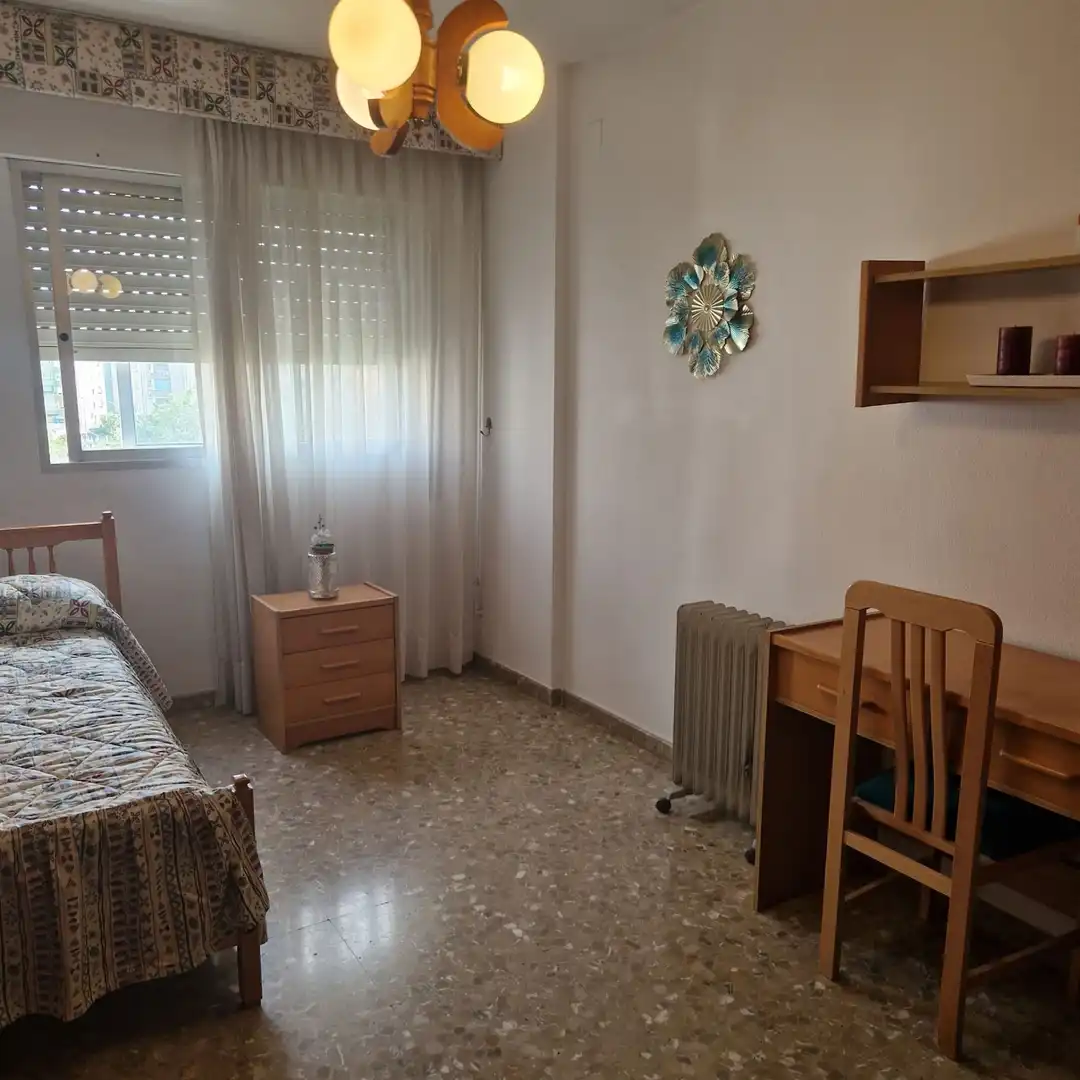Habitación de Piso en venta en Málaga con Aire acondicionado y Terraza
