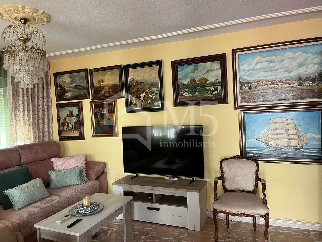 Living room of House or chalet for sale in Vélez-Málaga  with Air Conditioner, Terrace and Community pool