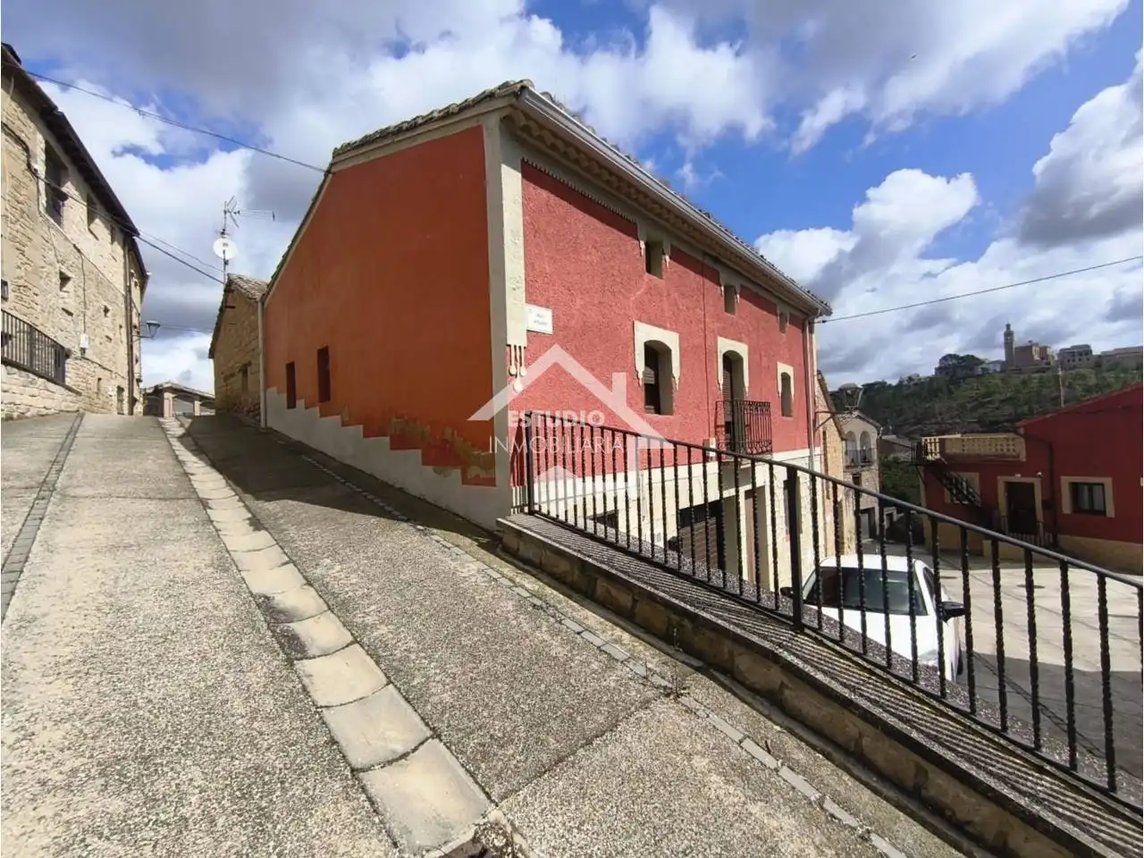 Vista exterior de Casa o chalet en venta en Torres del Río con Calefacción y Amueblado