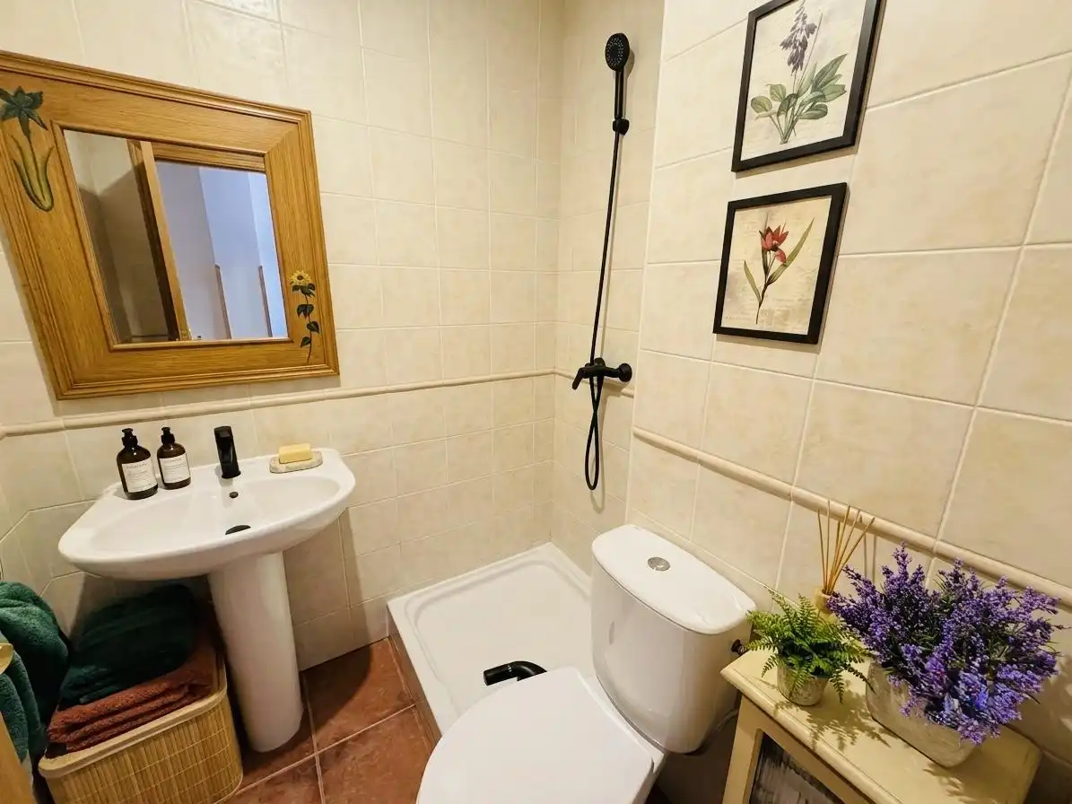 Baño de Piso en venta en Toledo con Aire acondicionado y Calefacción