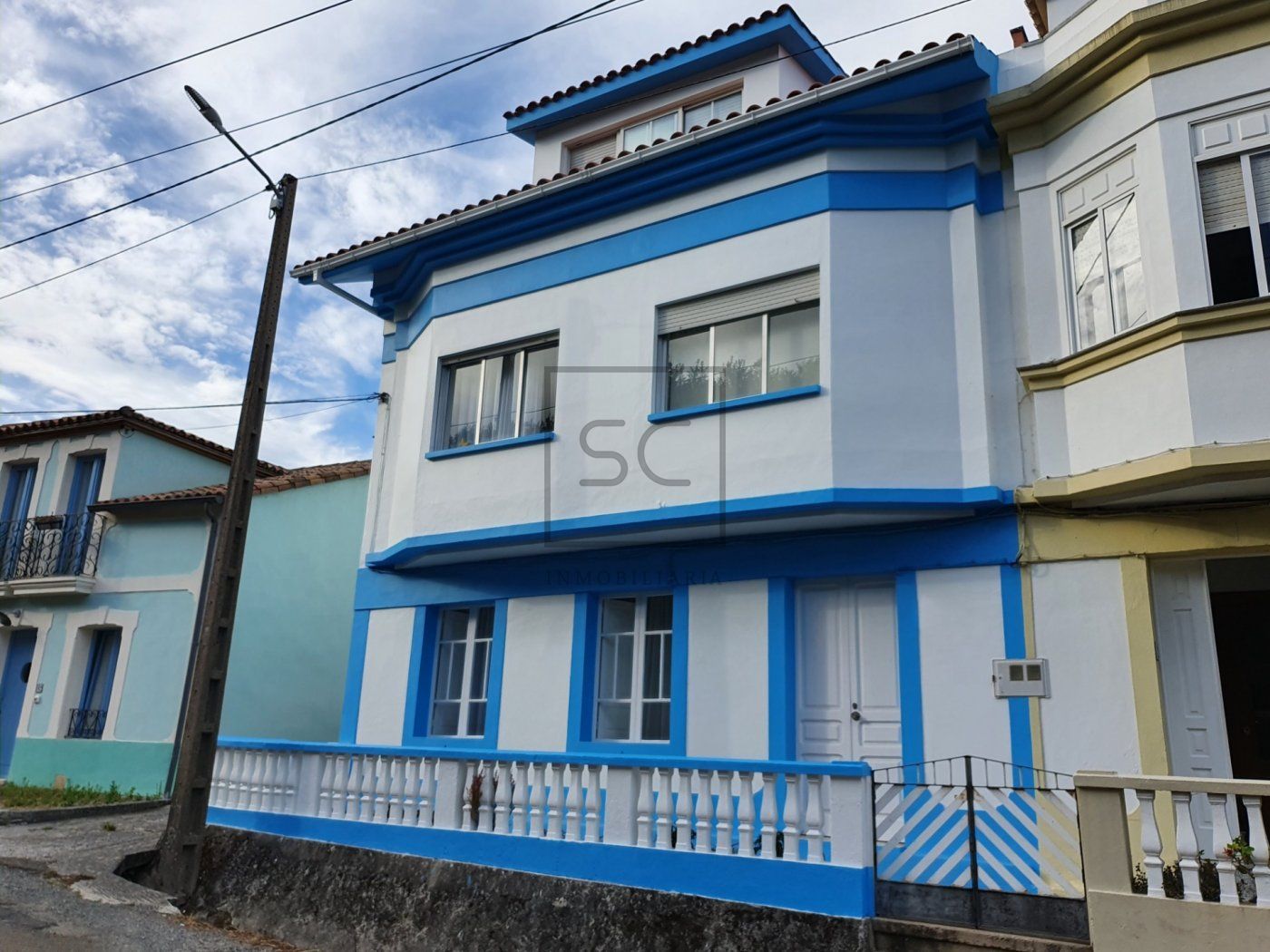 Vista exterior de Casa o xalet en venda en Mugardos amb Calefacció i Traster