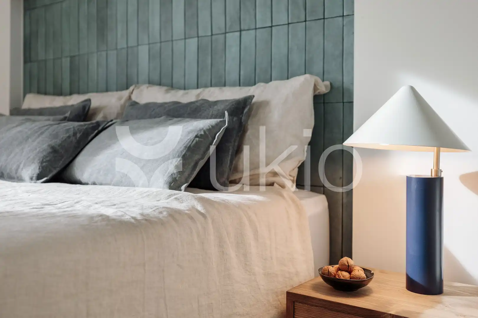 Bedroom of Attic for rent in Barcelona  with Air Conditioner, Heating and Terrace