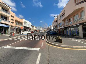 Oficina en venda a Avenida Santa Cruz, 96, San Isidro
