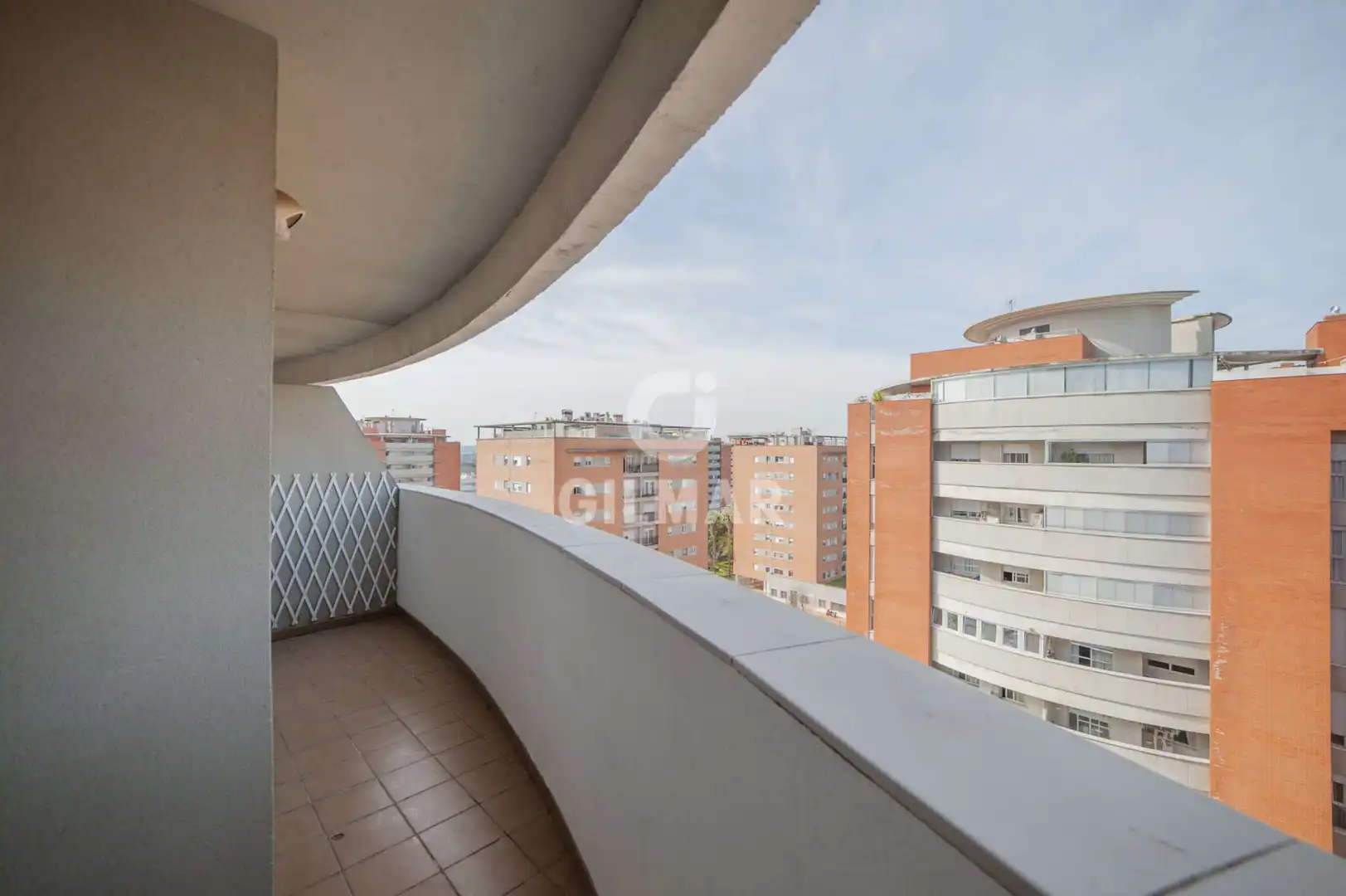 Vista exterior de Piso en venta en Sevilla con Calefacción, Jardín privado y Trastero