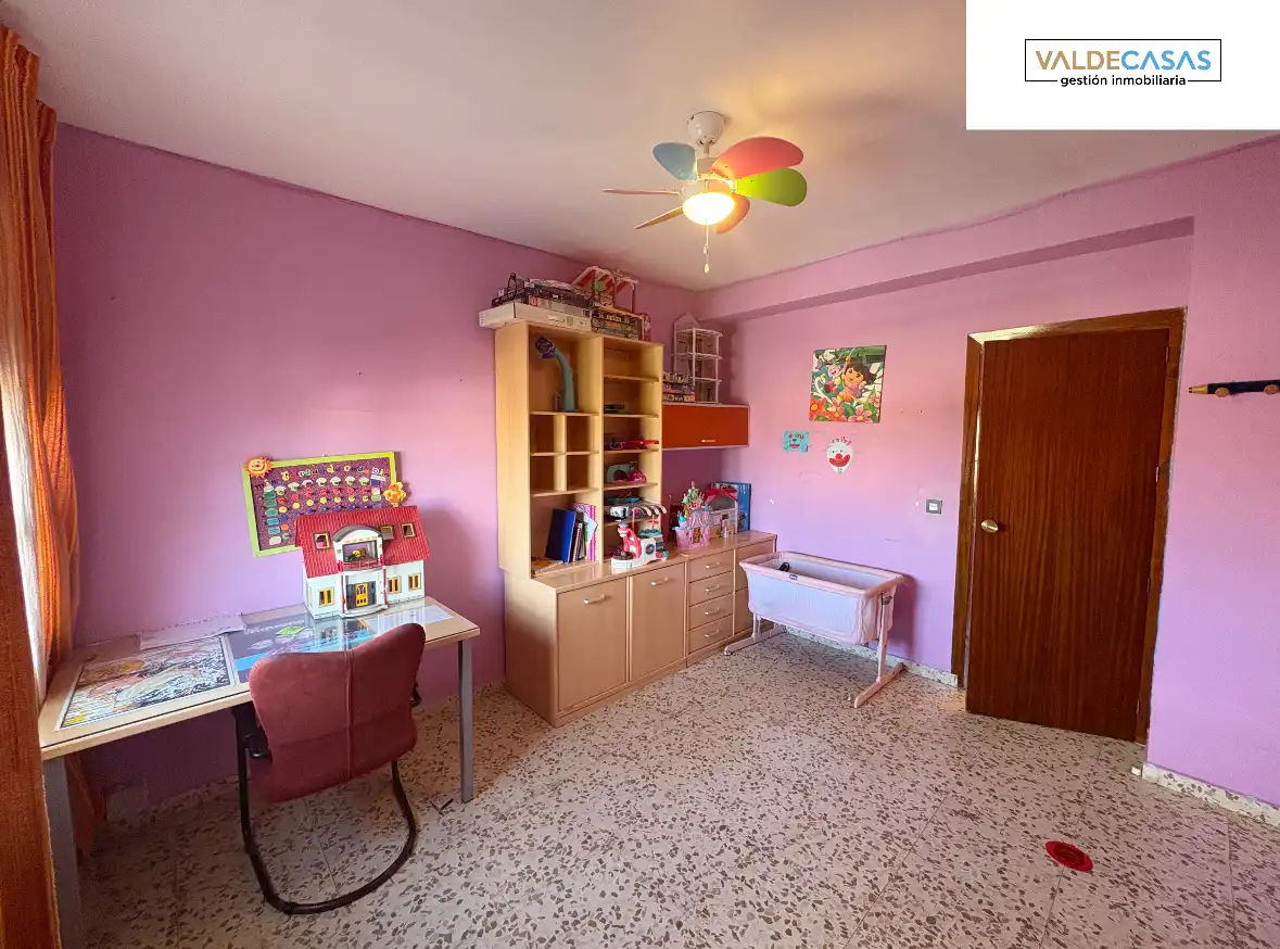 Dormitori de Casa o xalet en venda en Alhendín amb Jardí privat, Terrassa i Piscina