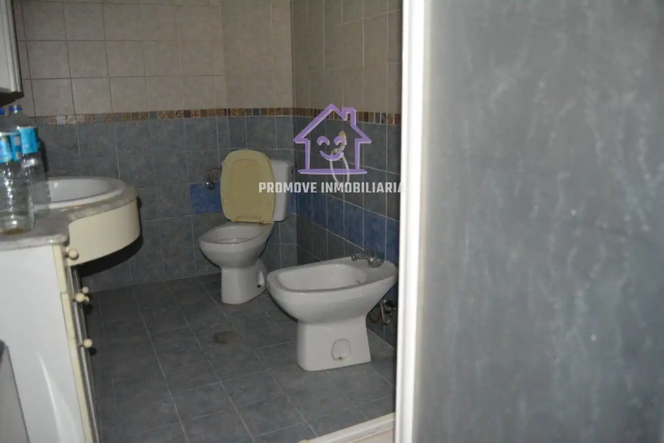 Bathroom of Flat for rent in Arteixo  with Furnished
