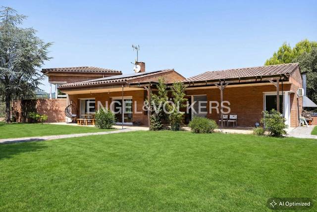 Casa-chalet en Venta en Can Font - Ca n'Avellaneda