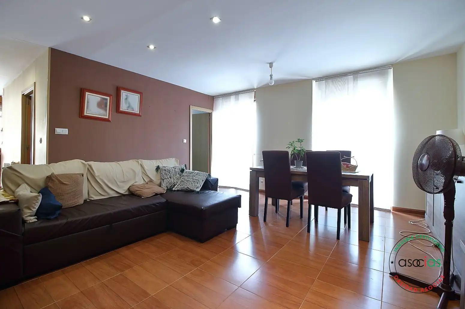 Sala d'estar de Casa adosada en venda en Mieres (Asturias) amb Calefacció i Terrassa