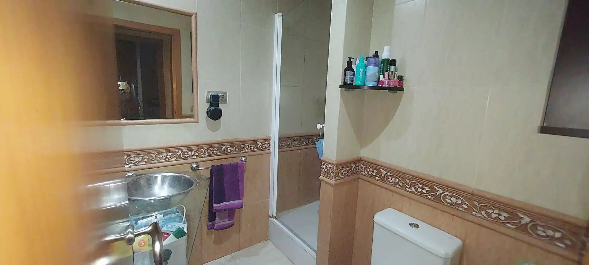 Badezimmer von Wohnung zum Verkauf in Barberà del Vallès mit Klimaanlage, Heizung und Terrasse
