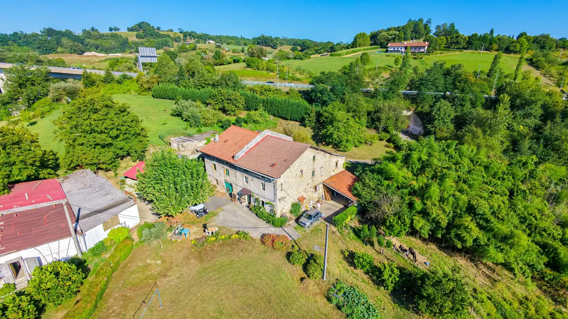 Landhaus mit Garten zum Verkauf in Camino MUNTOGORRI