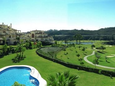 Mini appartamento con piscina in vendita a Benahavís pueblo