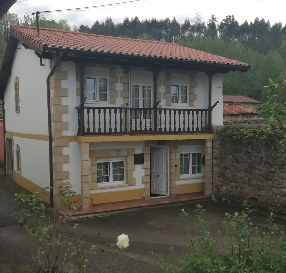 Haus mit Terrasse zum Verkauf in Arenas de Iguña