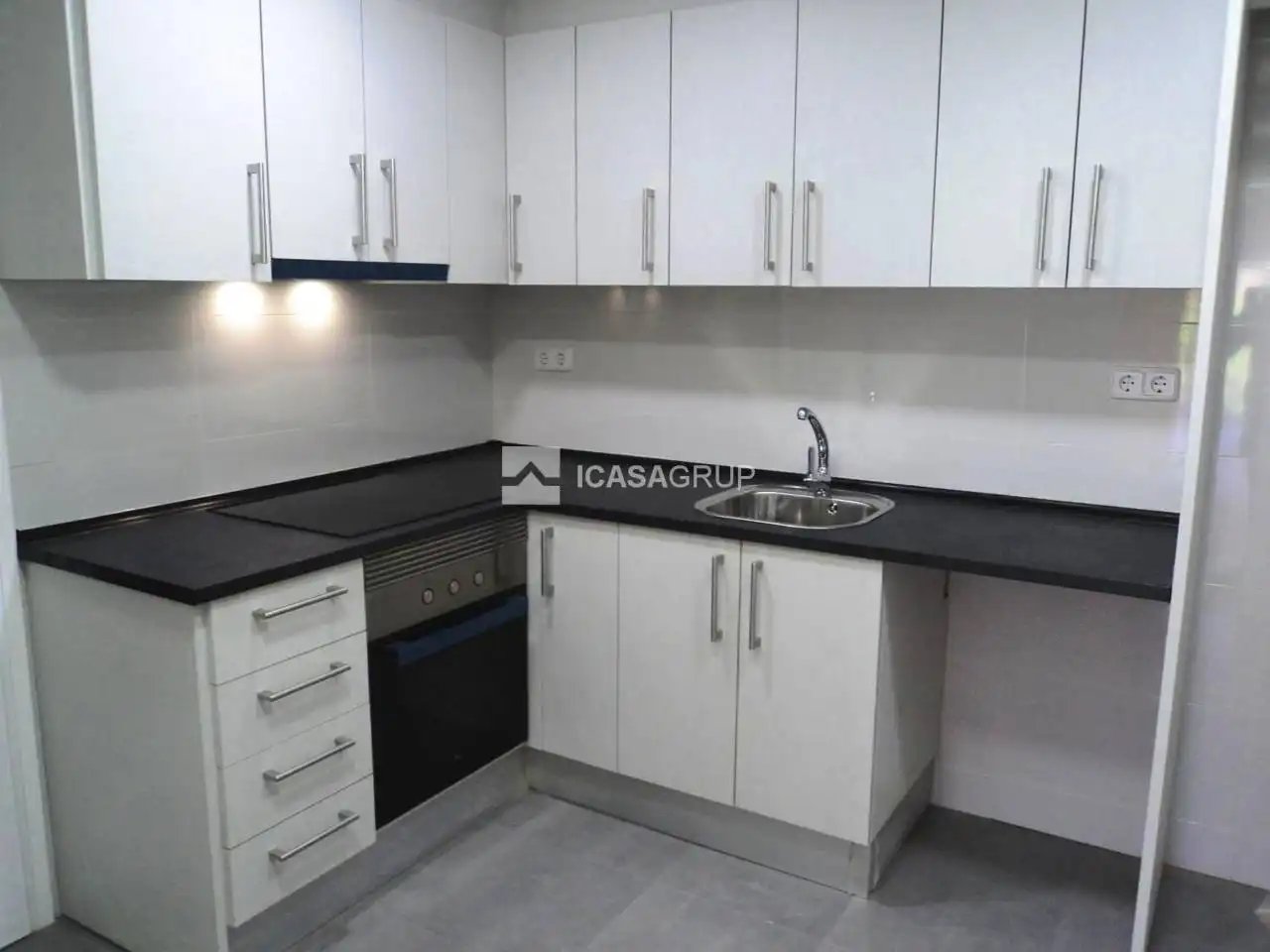 Kitchen of Flat for sale in Rubí  with Air Conditioner, Heating and Balcony