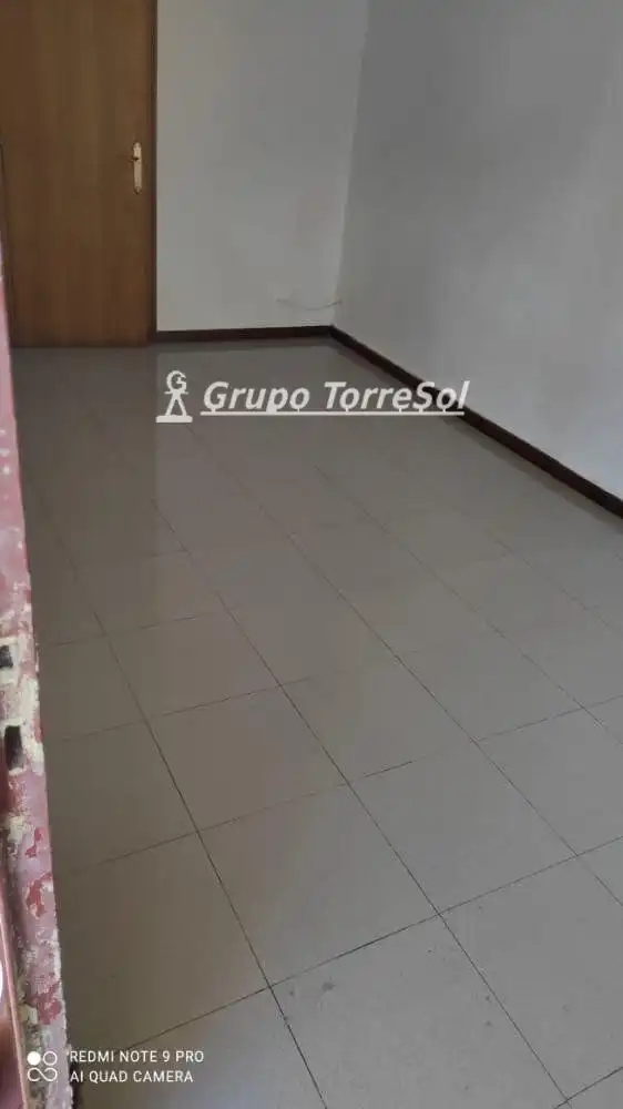 Commercial properties for sale in de Renau, Creixell