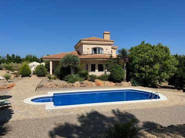 Casa con piscina en venta en Vera Ciudad
